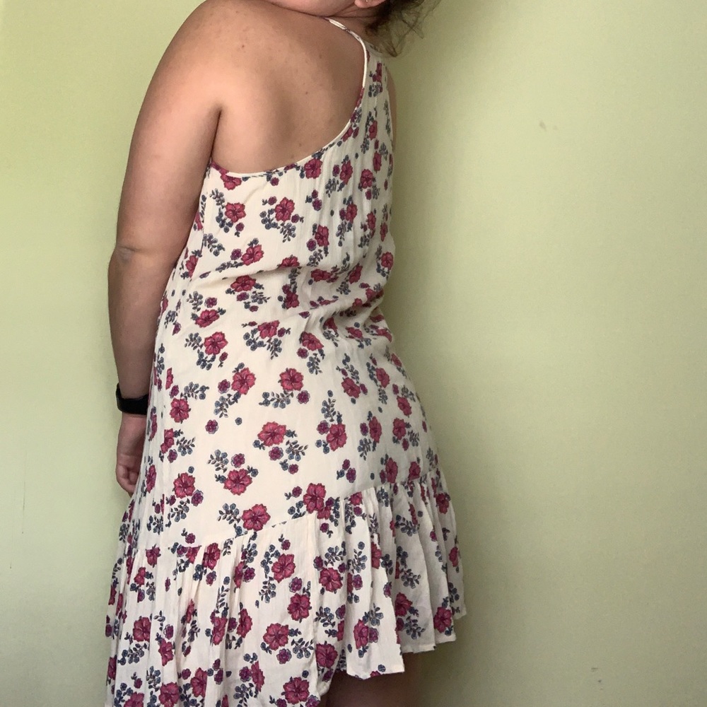 Hollister floral sundress - Picture 3 of 5